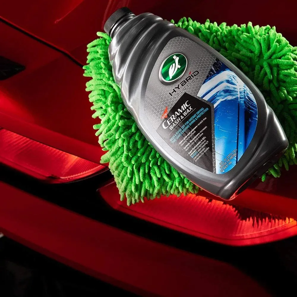 Car Shampoo Turtle Wax Ceramic Wash and Wax, 1.42L