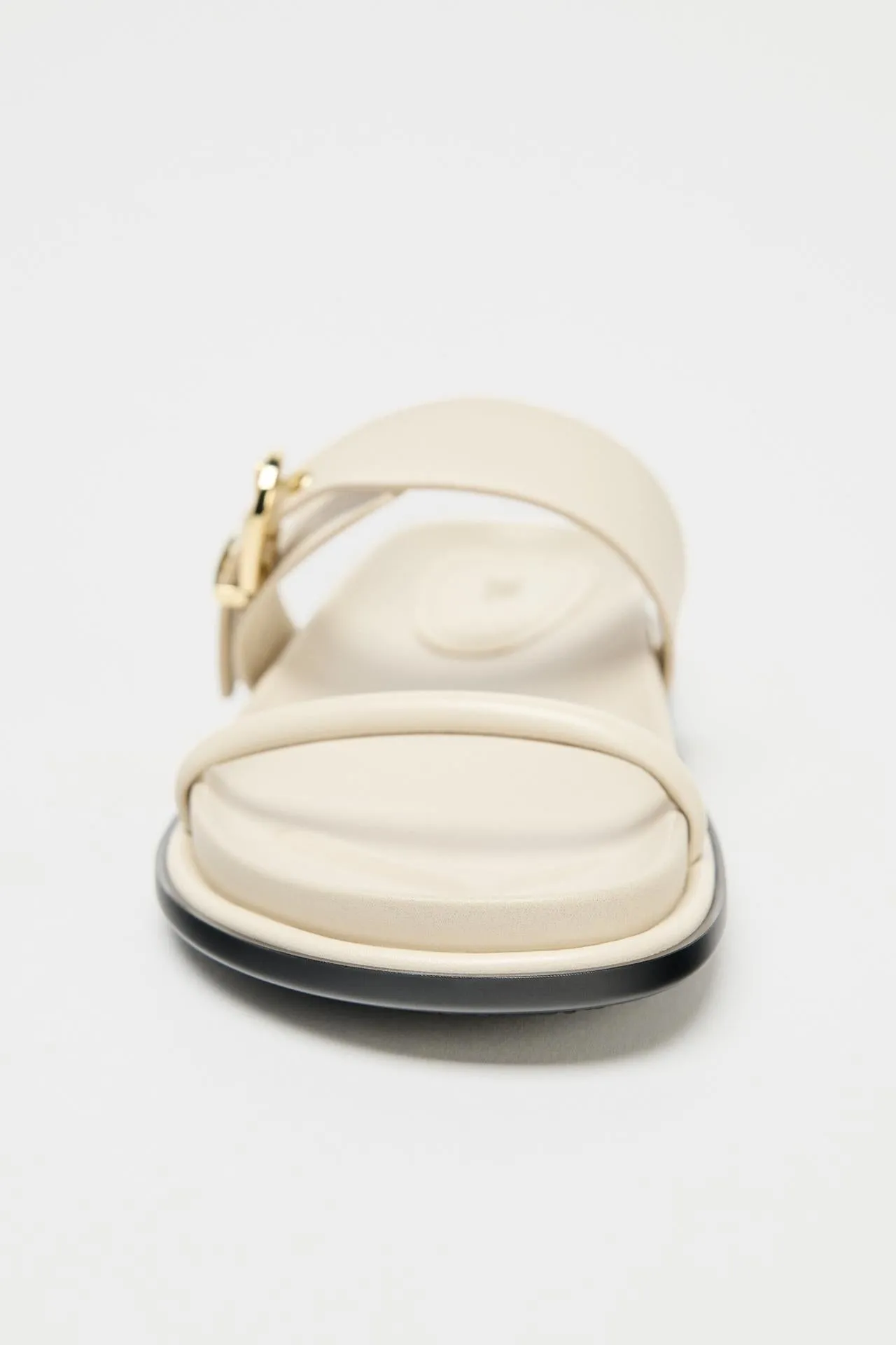 Flat Sandals with Buckle