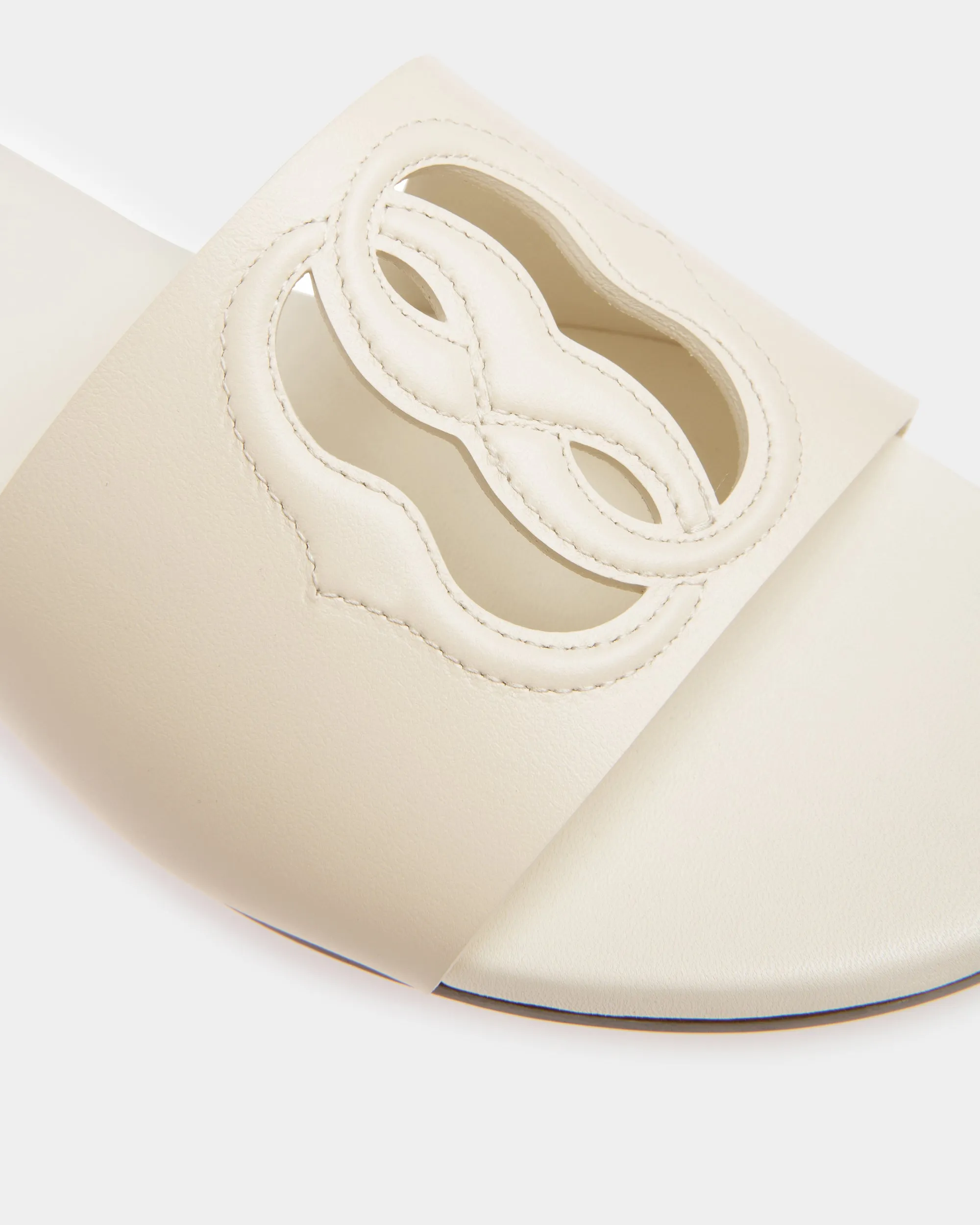 Goldie-W - Slides
