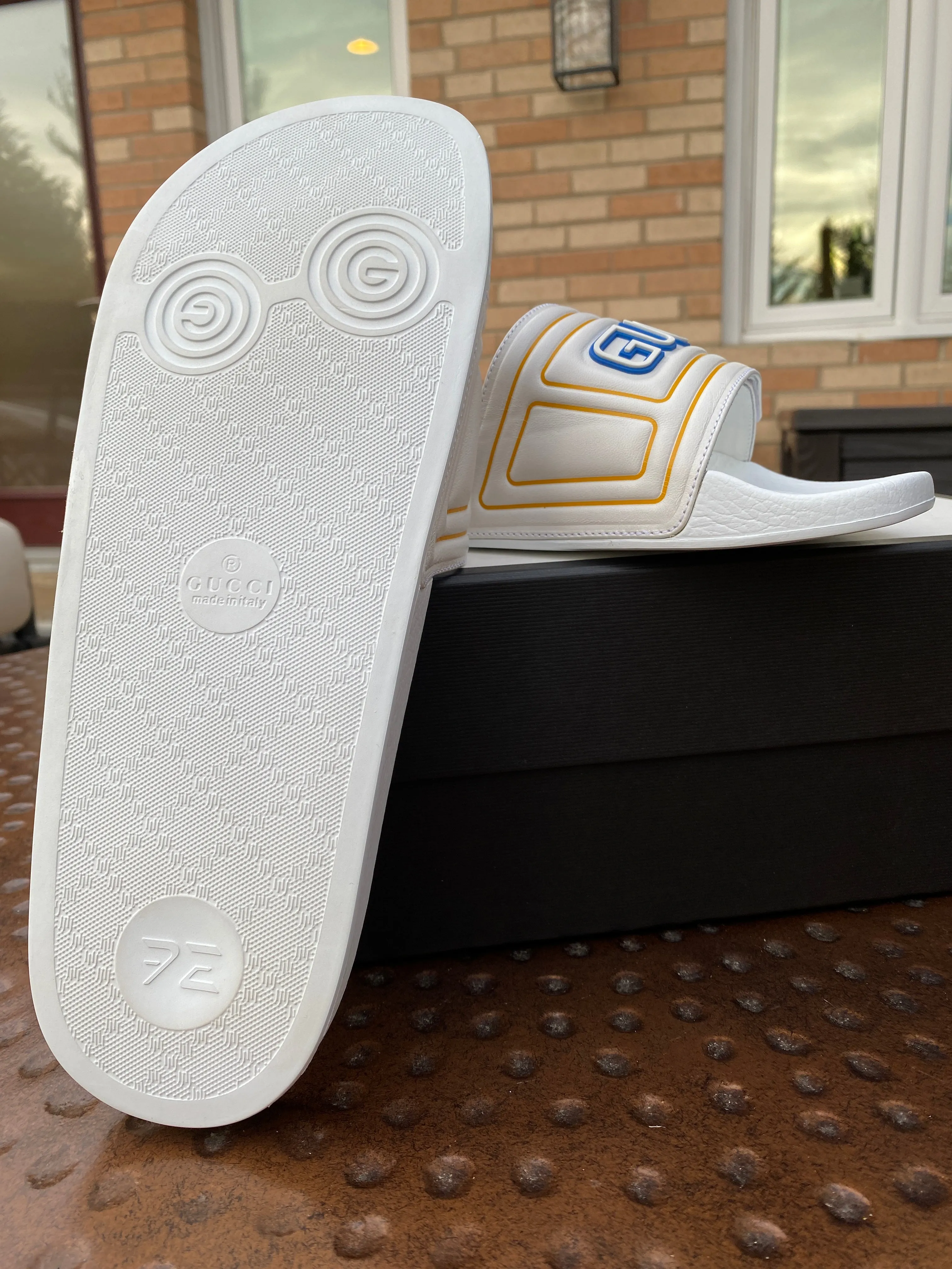 Gucci Logo Leather Slide in White