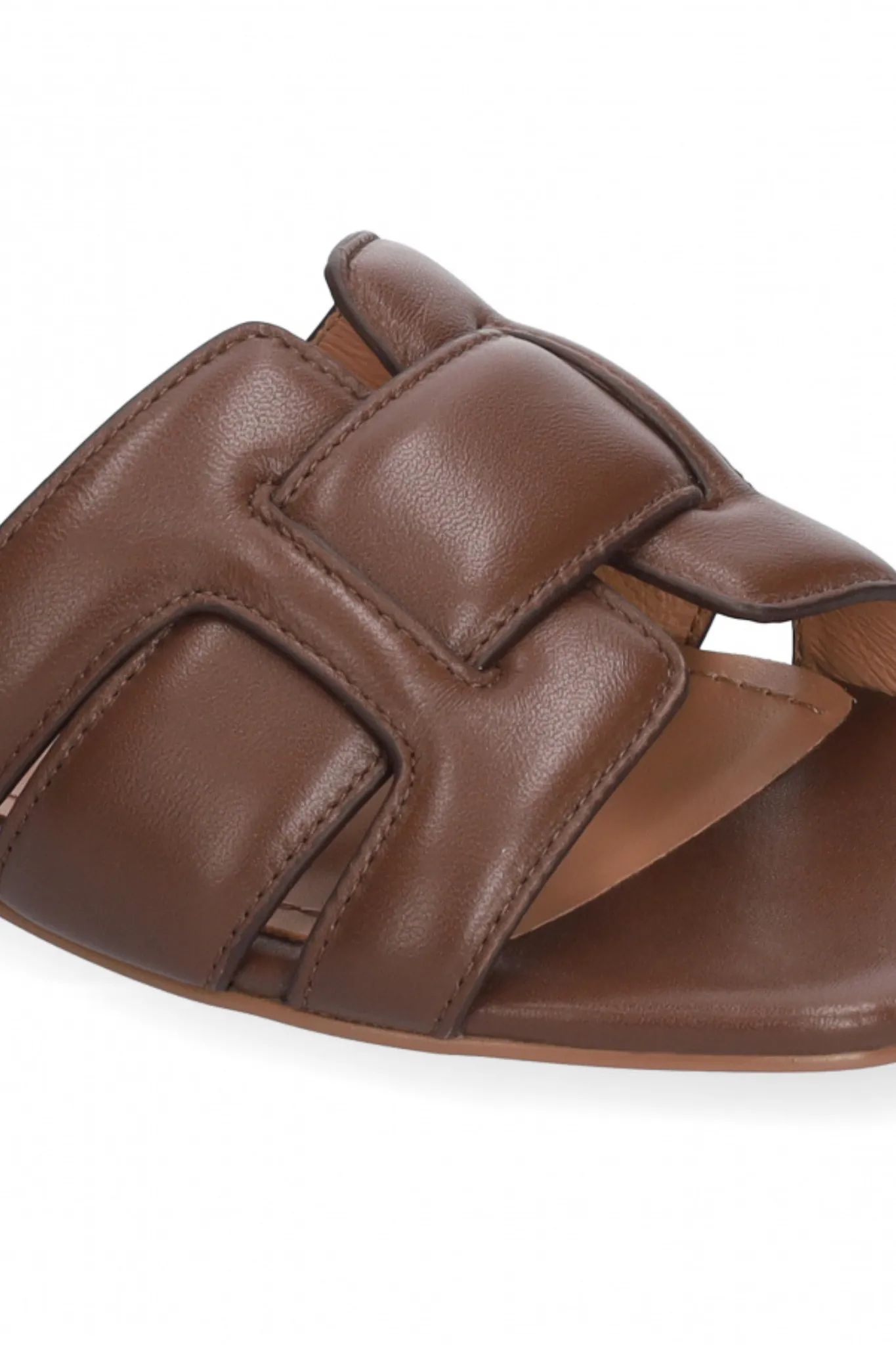 HOLLY FLAT SANDALS - BROWN
