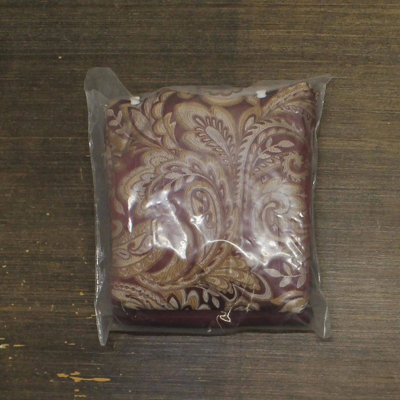 Madison Park Aubrey Set of 2 Panels Curtain Faux Silk Paisley Burgundy 84"x50"