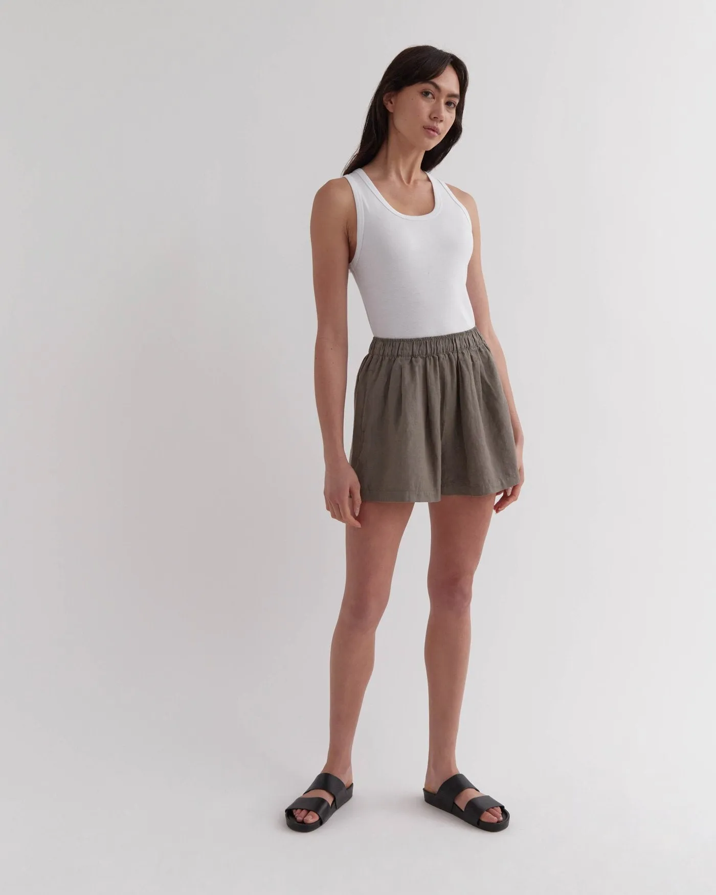 Noma Linen Short Sage