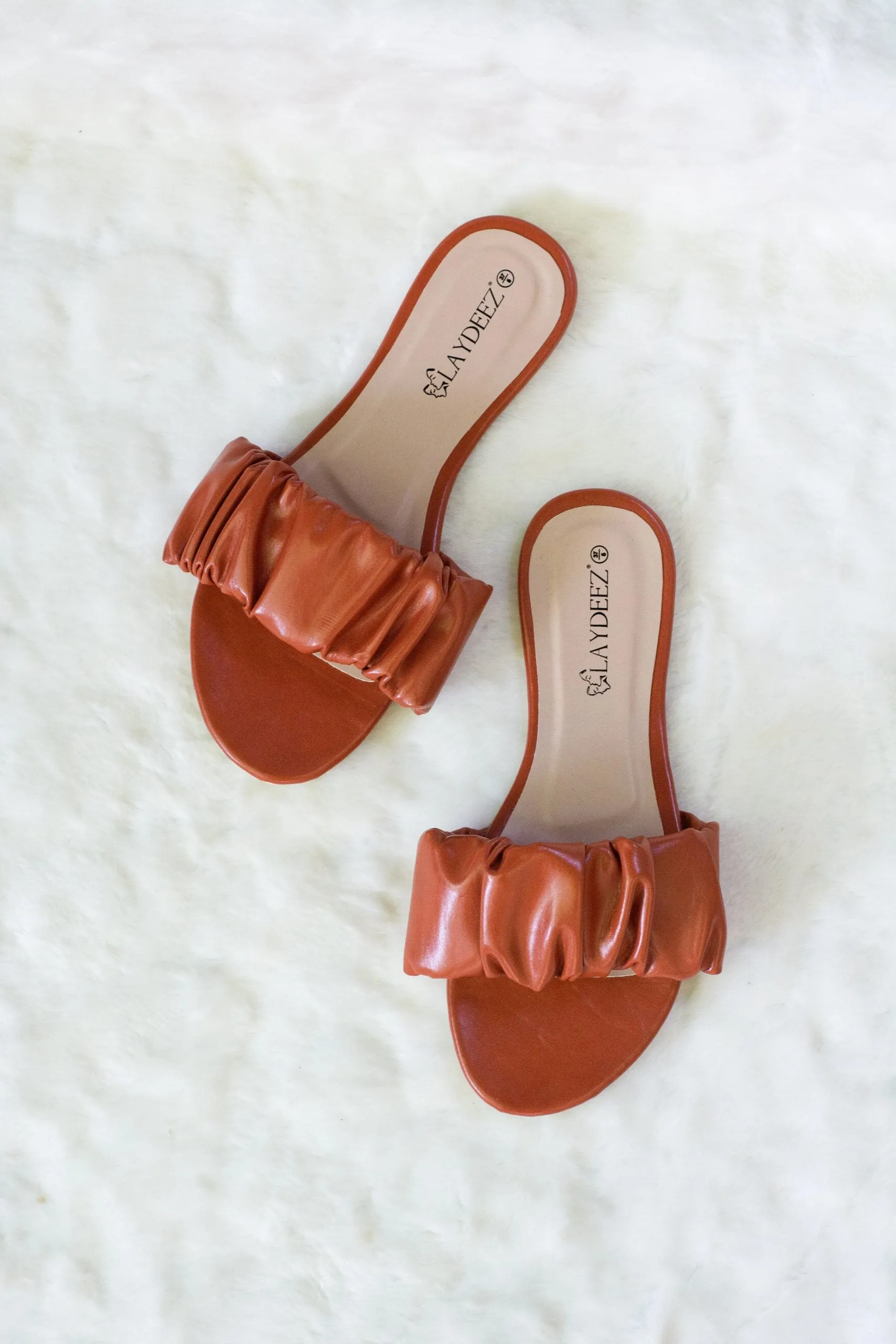 Scrunchie Sliders