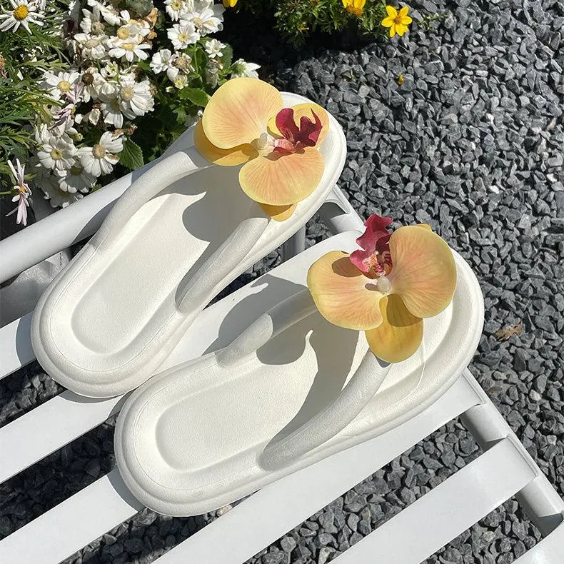 Women's Floral Flip-Flop Sandals